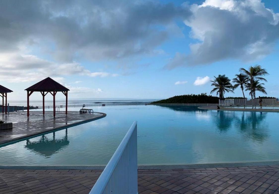 Chaleureux Studio 4 Personnes - Residence Anse Des Rochers - " Les Alizes Du Soir " Tout Equipe Et Citerne D'Eau Saint-Francois  Exterior foto